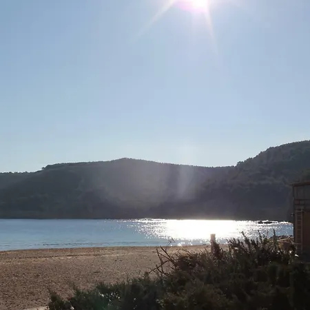 Almenar * L' Escala
